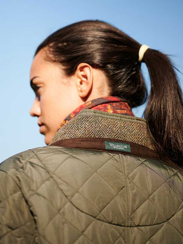 Steppmantel ”Gabby” mit Tweed Besatz in oliv