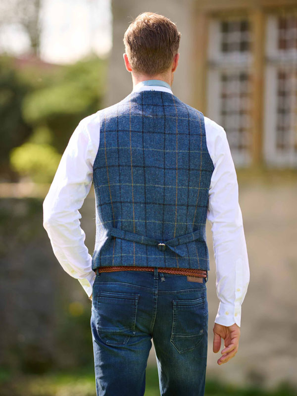 Harris Tweed Weste ''Wales'' In Blue Overcheck