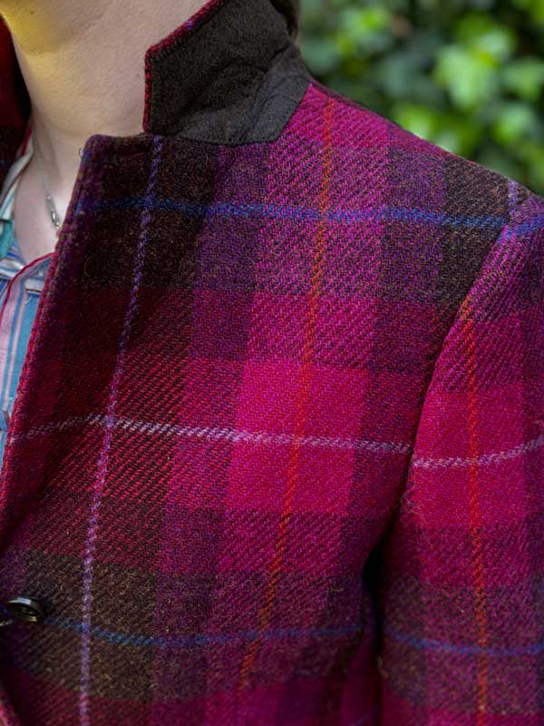 Harris Tweed Damenjacke Claire – Lila Kariert