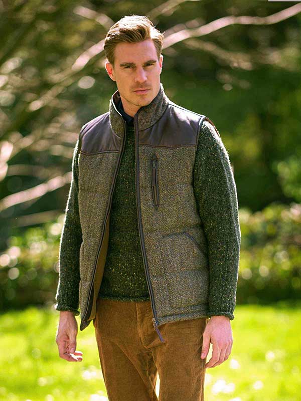 Gefütterte Harris Tweed Weste “Levi” Mit Leder Applikationen