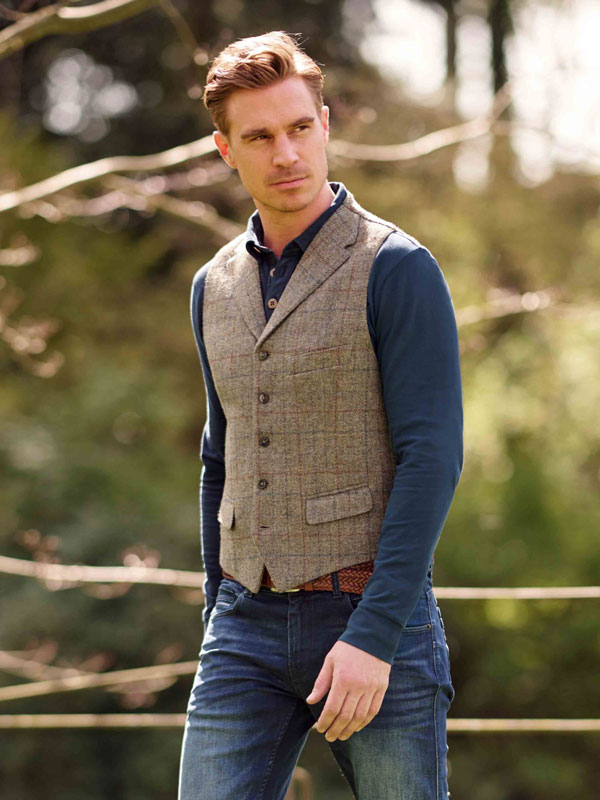 Harris Tweed Weste ''Wales'' In Walnut Check