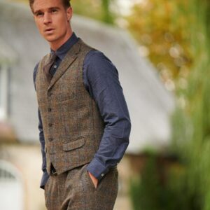 Harris Tweed Weste "Wales" In Green Blue Herringbone