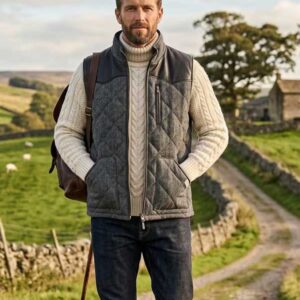 Gefütterte Harris Tweed Weste “Levi” Mit Leder Applikationen In Anthra Herringbone