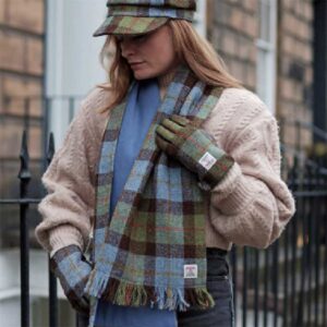 Harris Tweed One Size Ladies Cap in MacLeod Tartan
