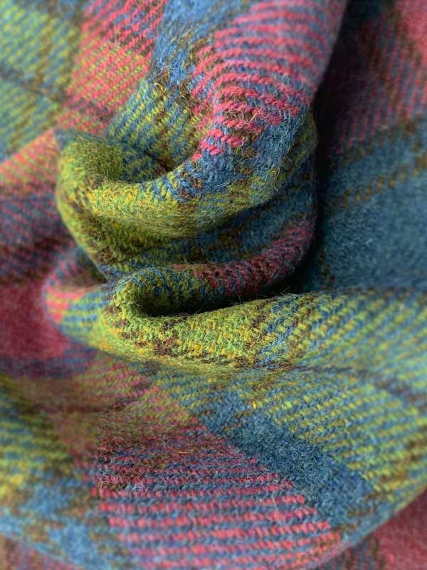 Bleistiftrock Aus Harris Tweed in Candy Check