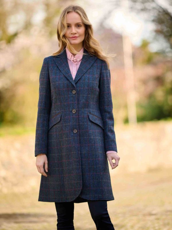 Harris Tweed Damenmantel ''Brenda'' In Scottish Blue