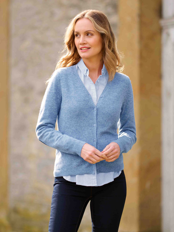 Merino-Weste Mara The Cardigan mit Harris Tweed Details in Blau