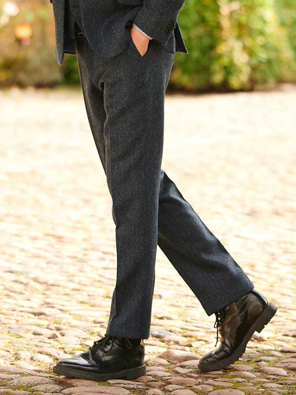 Harris Tweed Hose 610 Blau Fishgrat