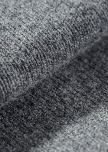 Alan Paine Lammwolle Pullover Rondhals Grau