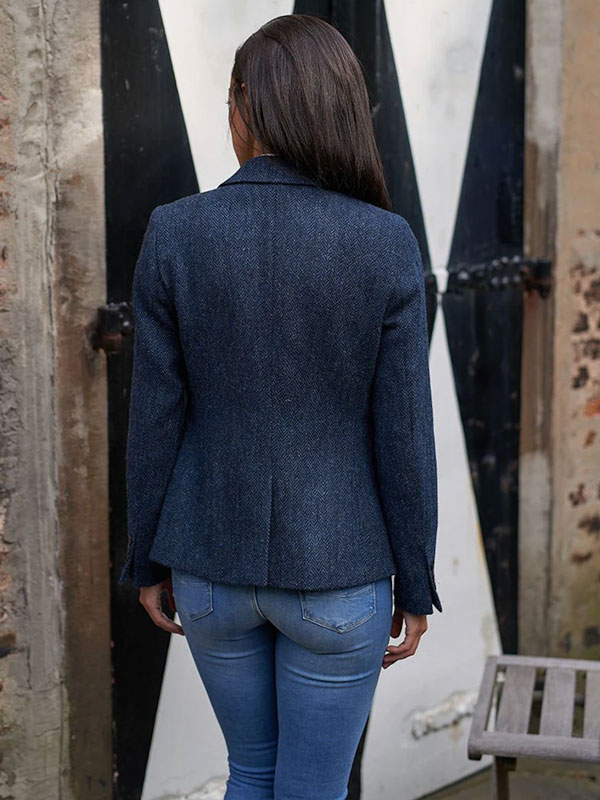 Harris Tweed Blazer ''Ami'' In Blue Herringbone