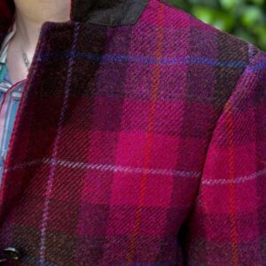 Harris Tweed Damenjacke Claire – Lila Kariert