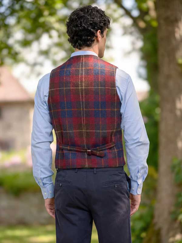 Harris Tweed Weste "Wales" In Berry Check