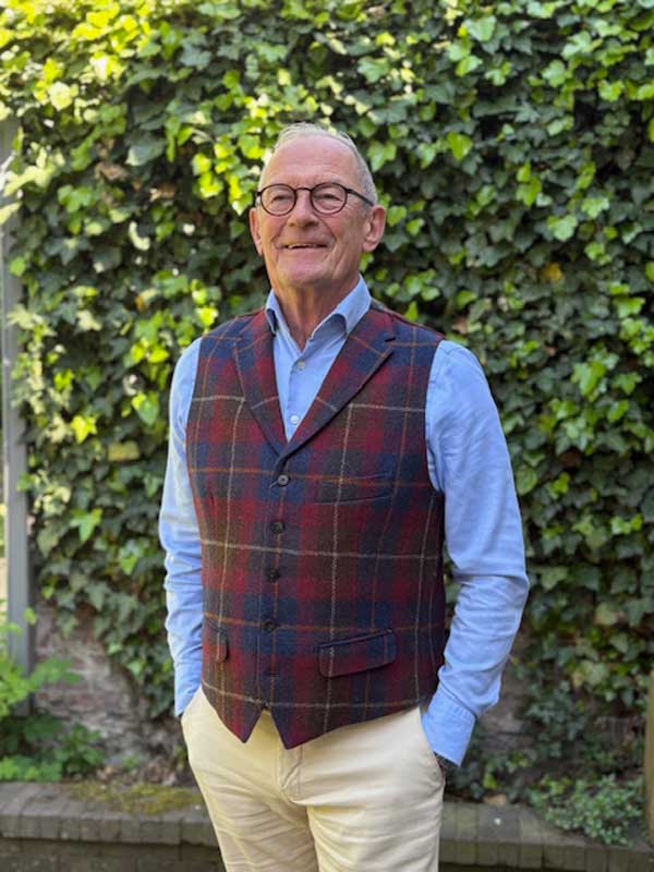 Harris Tweed Weste "Wales" In Berry Check
