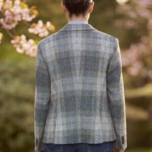 Harris Tweed Damenjacke Ladiesclub im Queen-Karo-Muster