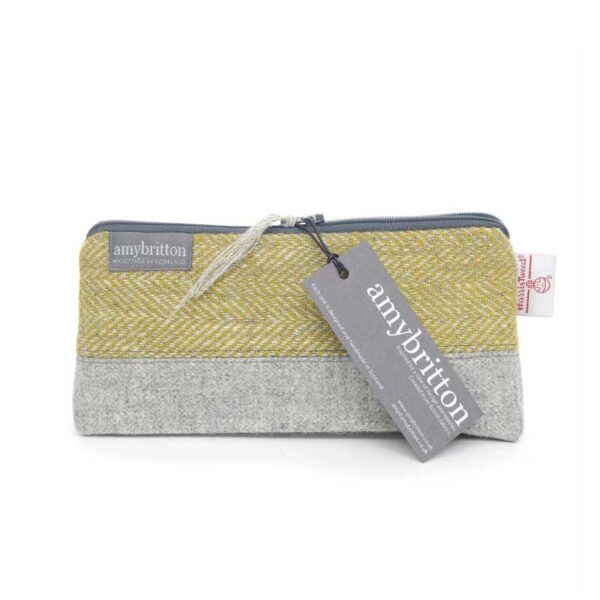 Kosmetiktasche „Landschaftslandschaft“ aus Harris Tweed, Flechtengrün