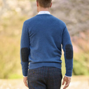 Herren Strickpullover ''Jack'' In Denim Blue Mit Harris Tweed Applikationen