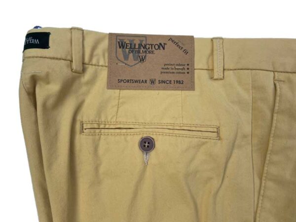 Wellington Chino, Mr. Jones katoenen broek licht geel
