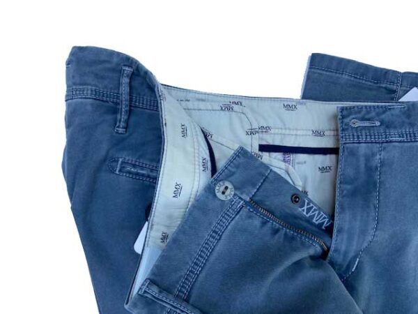 MMX CHINO, KATOENEN BROEK MET STEEKZAKKEN, BLAUW