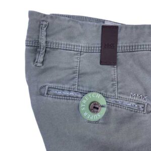 MMX CHINO, KATOENEN BROEK MET STEEKZAKKEN, LICHT OLIJF