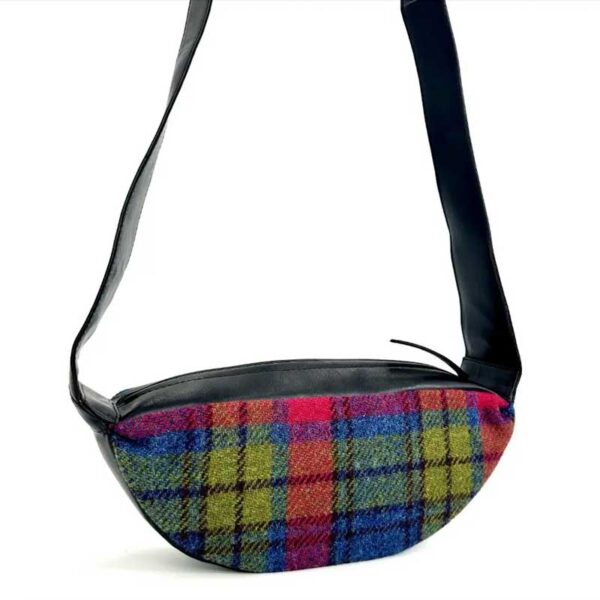 Harris Tweed Umhängetasche in Blau/Rosa Karo