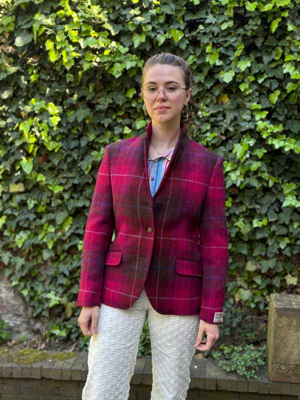 Harris Tweed Damenjacke Claire – Lila Kariert