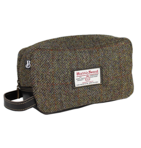 Bucktrout Settle Wash Bag Brown Check